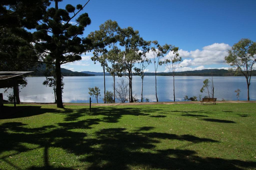 Tinaroo Lake Resort Cameră foto